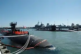 Die Newport News  mit ihrem Schwesterschiff Scranton