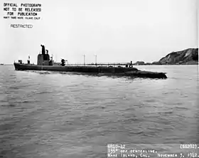 Die USS Tunny im November 1942. Gut erkennbar ist das 7,62-cm-Deckgeschütz achteraus des Turms.