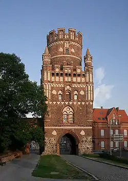 Ansicht des Torturms von Westen
