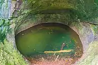 Der «Ughür Brunnä» (Ungeheuer Brunnen) ist vermutlich eine Gle­tschermühle, die vielleicht von den Römern als Trinkwasserspeicher benutzt wurde.