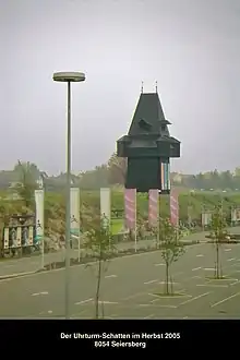 Uhrturm-Schatten, Seiersberg bei Graz, im Oktober 2005