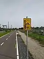 Ein Schild weist auf eine Ausfahrt von Abschnitt 9 hin, um Abschnitt 10 zu erreichen.