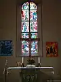 Altar mit Chorfenster