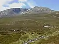 Blick aus dem oberen Glen Quoich nach Westen in das Coire na Cìche und zu markanten Felsspitze des A’ Chìoch