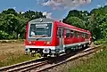 NE 81 in verkehrsrot bei der Weser-Ems-Eisenbahn