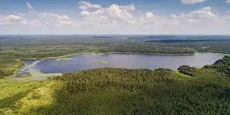 Luftaufnahme einer Landschaft in den Waldaihöhen