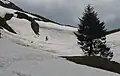 Pragelpass Ende Mai, kurz vor der Passhöhe von der Glarner Seite her;