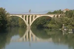 Jonction-Viadukt (frz. Viaduc de la Jonction)