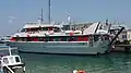 Motorschiff Vieste II beim anlegen in Giglio Porto