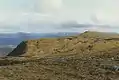 Blick vom Gipfel des Càrn Sgulain nach Süden, rechts der A’ Chailleach