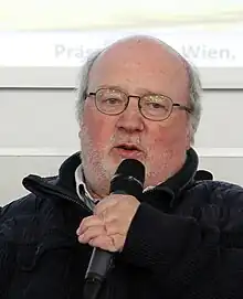 Volker Schönwiese 2017 bei einer Projektpräsentation
