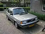 Volvo 340 Sedan (1985–1991)