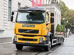 Volvo FL 230 Fahrzeugtransporter
