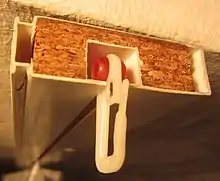 Schnittbild einer einläufigen Vorhangschiene mit Rollring