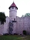 Hofansicht mit Aussichtsturm