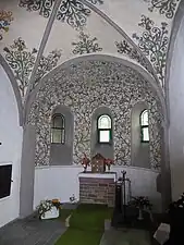 Blick in die romanische Kapelle