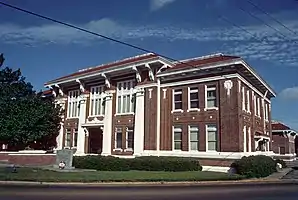 Walthall County Courthouse, gelistet im NRHP Nr. 94001302