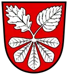 Gädheim (In Rot ein silbernes Eichen-, Linden- und Kastanienblatt im Dreipass)