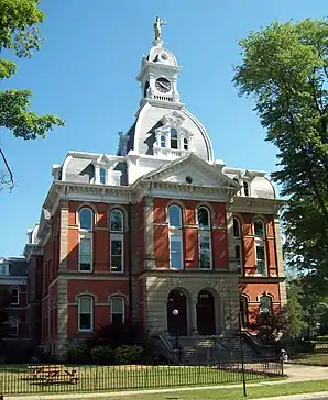 Warren County Courthouse, einer von zehn Einträgen des Countys im NRHP