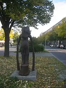 Skulptur Wasserträgerin
