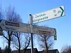 Wegweiser am Pleiße-Radweg in Langenhessen (Werdau)