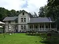 Wohnhaus (ehem. Weingut Menzenberg)