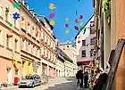 Weinkellerstraße im Frühling