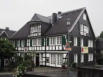 Restaurant Bergischer LöweMarkt 10 (Baujahr 1758)