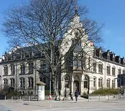 Schule
