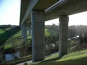 West-Link BridgeDroichead an Nascbhóthair Thiar