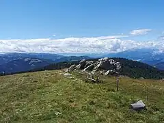 Blick über den Gipfelbereich nach Südwesten