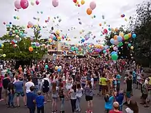 Das Wiedtal-Gymnasium unter dem Motto „Das WTG ist bunt!“