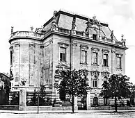 Abgebrochen: Richard-Kralik-Platz 4, Oberdöbling, Villa Eugenie Wolff, erbaut 1896–97 von Hermann Müller und Albert Hans Pecha. (Siehe auch: , 1923)