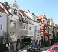 Wilhelm-Düll-Straße 15–21