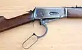 Winchester 94, Ladebewegung, Verriegelungsblock heruntergezogen