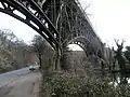 Stahlbögen im Bereich des Mühlengrabens