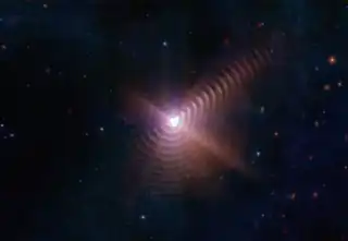 Die Staubschalen um WR140, aufgenommen mithilfe des James-Webb-Weltraumteleskops