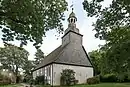 Sankt-Johannis-Kirche mit Kirchhof