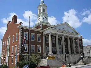 Woodford County Courthouse