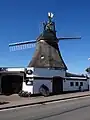 Mühle von der Nordseite (2012, mit gebrochenem Flügel)