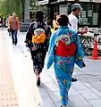 Frauen-Yukata von Hinten – Tokio