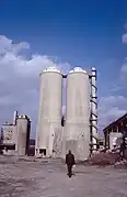 Zementsilos mit Wettbewerbsteilnehmer