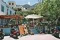 Zia, Taverne