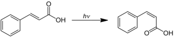 Photochemische Isomerisierung von trans-Zimtsäure