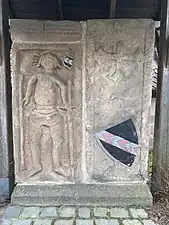 Zwei Grabplatten, Kühedorf, links vermutlich Konrad d.Ä von Kühedorf († 1428)