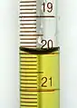 Der Meniskus der Mess­pipette zeigt 20,0 ml an